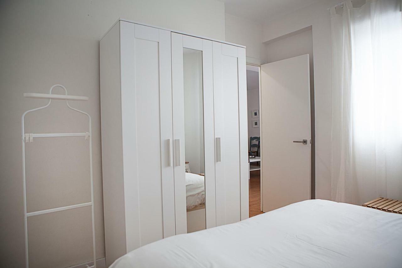 Apartamento Mendoza Sevilla Exterior foto