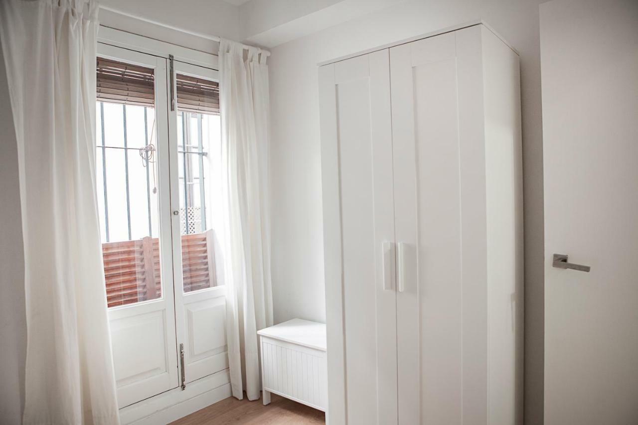 Apartamento Mendoza Sevilla Exterior foto